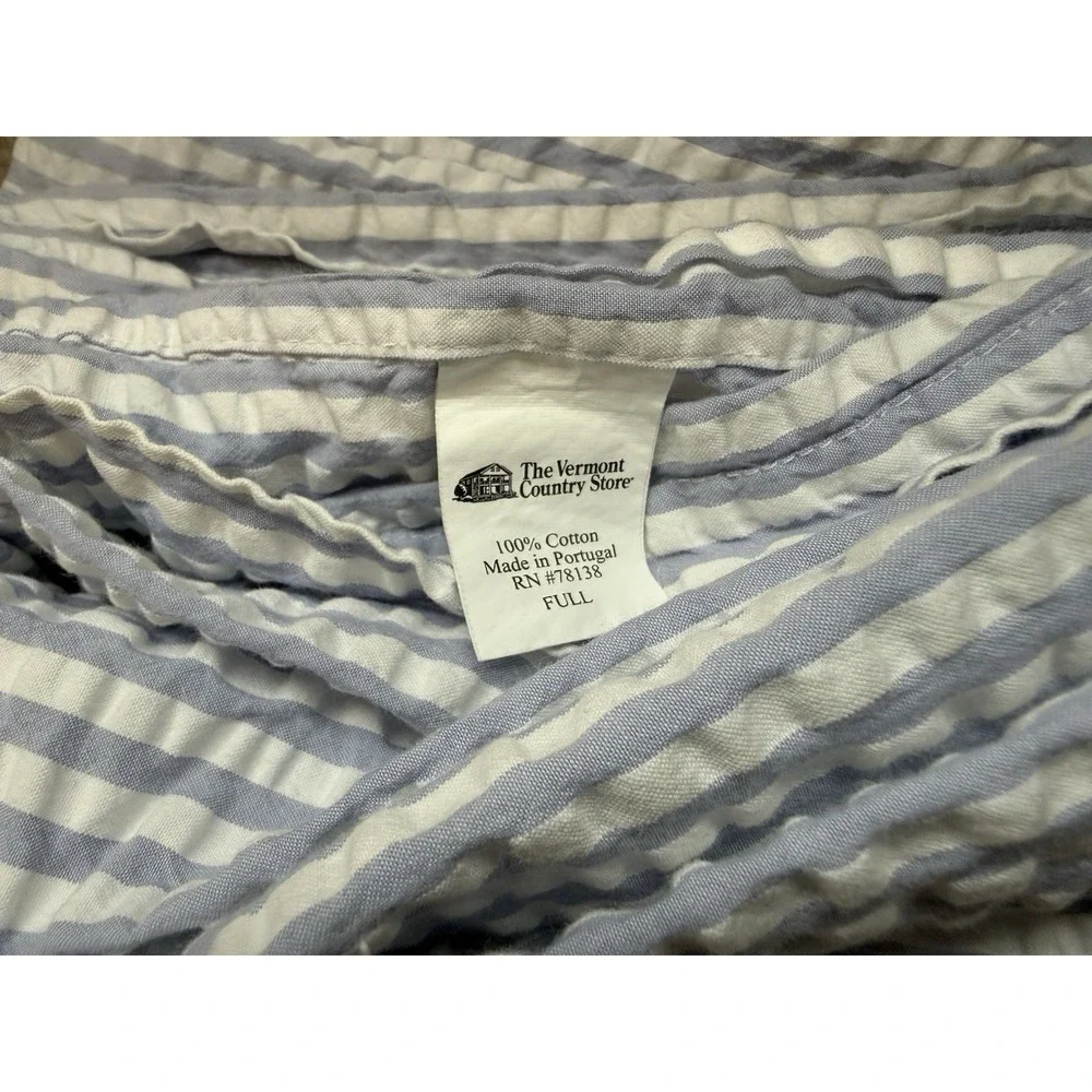 THE VERMONT COUNTRY STORE Full Periwinkle Blue Seersucker Coverlet 96x104